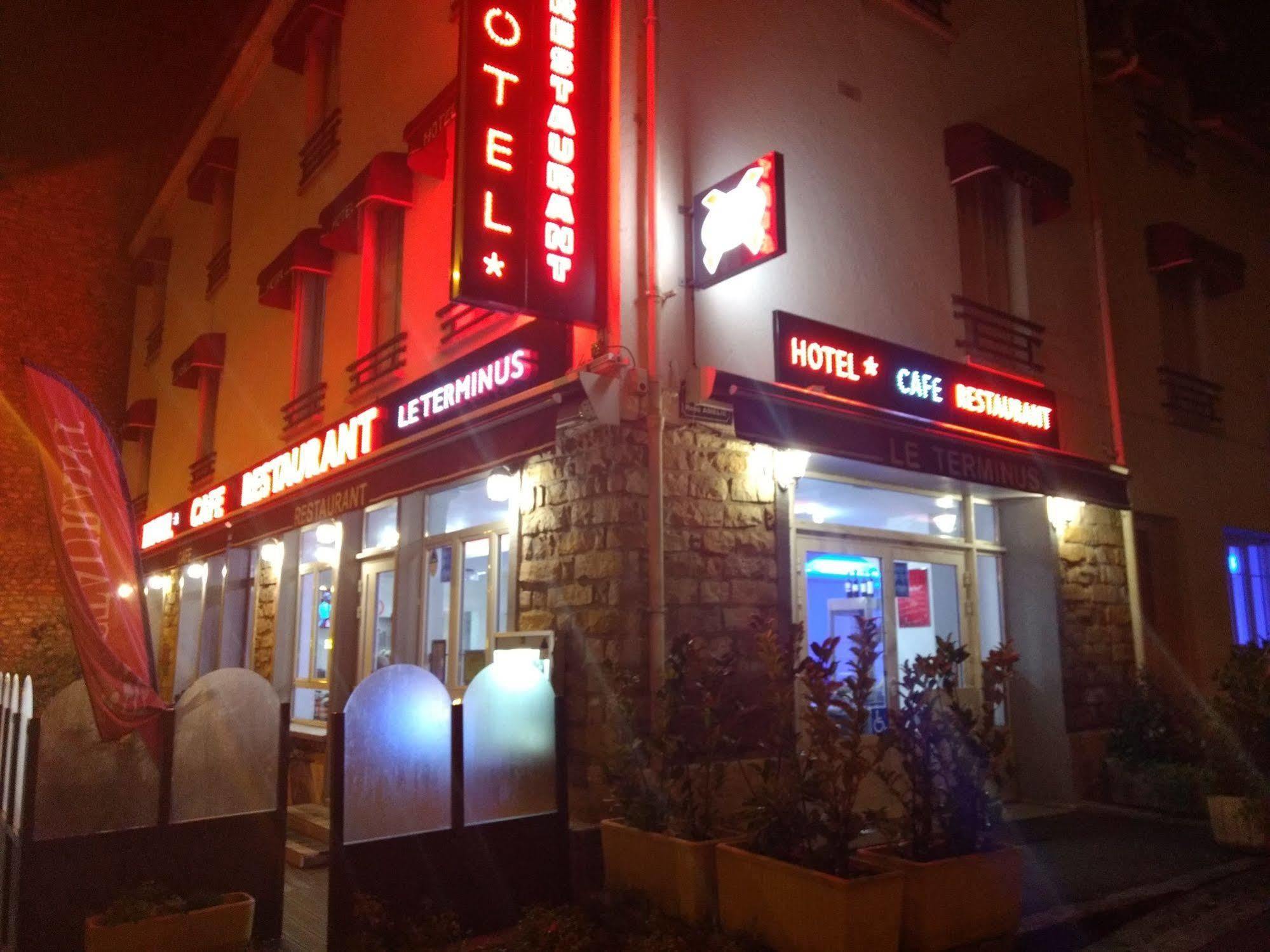Готель Terminus Fontainebleau Avon Екстер'єр фото