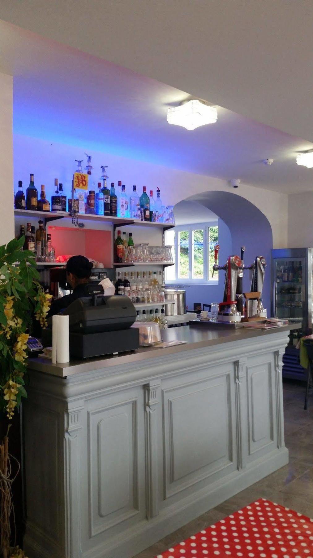 Готель Terminus Fontainebleau Avon Екстер'єр фото